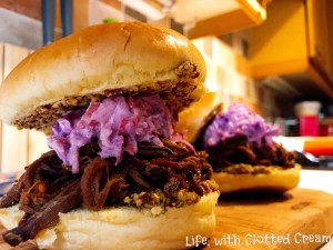 Pulled beef burger from Amazon Treasure Truck