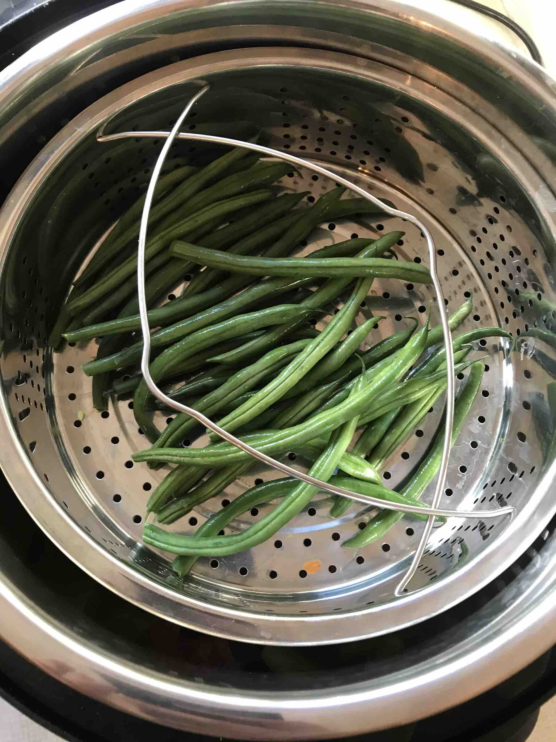 Instant Pot Chicken and Bacon Pasta with Avocado and Blue Cheese