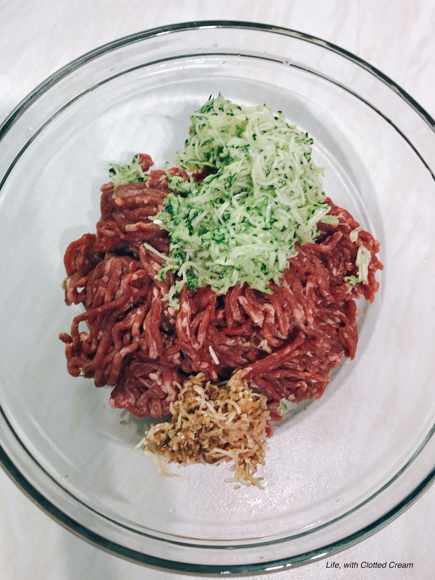 Beef mince with shredded courgette and mushroom