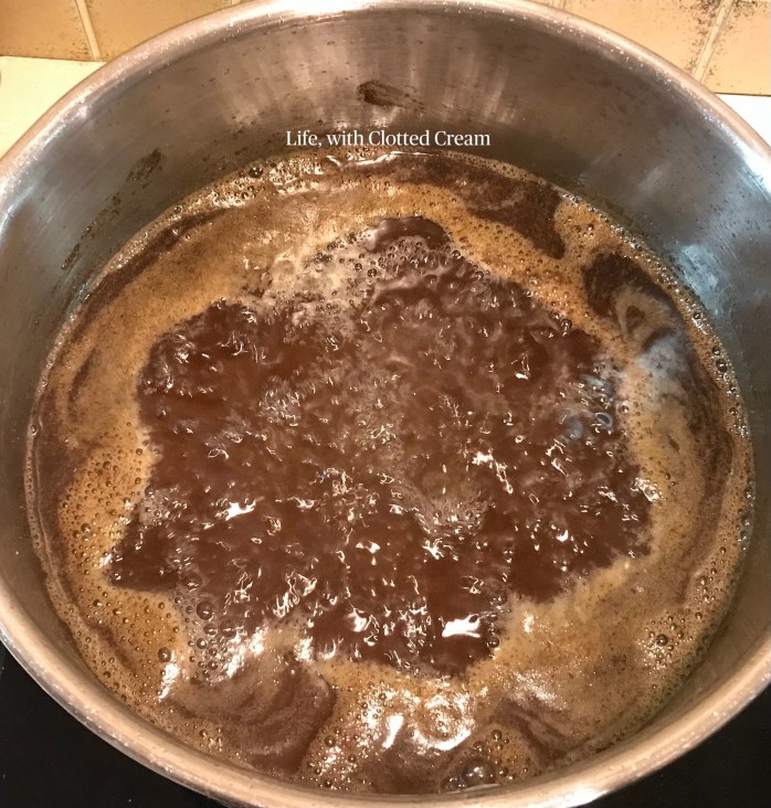 Rooibos and cinnamon sugar syrup