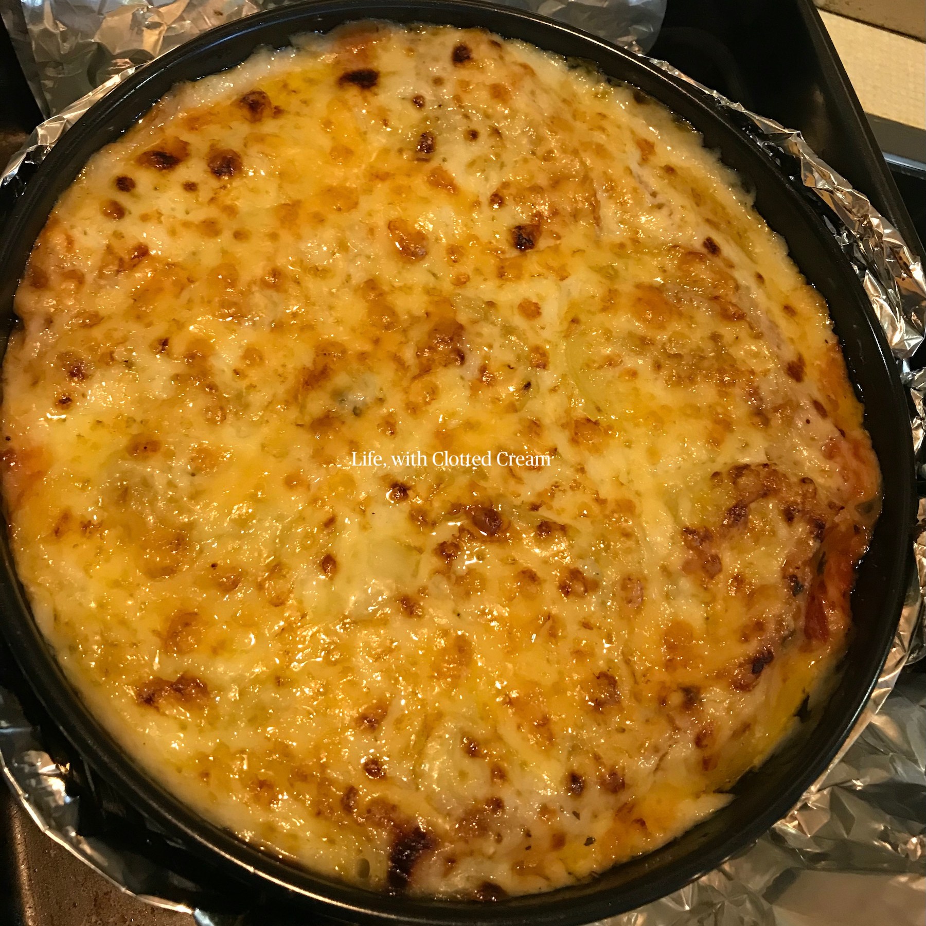Cheesy pasta dish