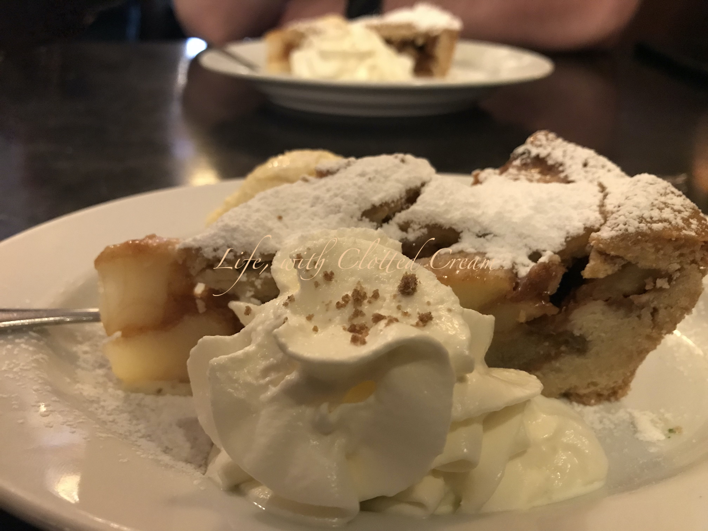 Appeltaart Apple pie The Pantry Amsterdam