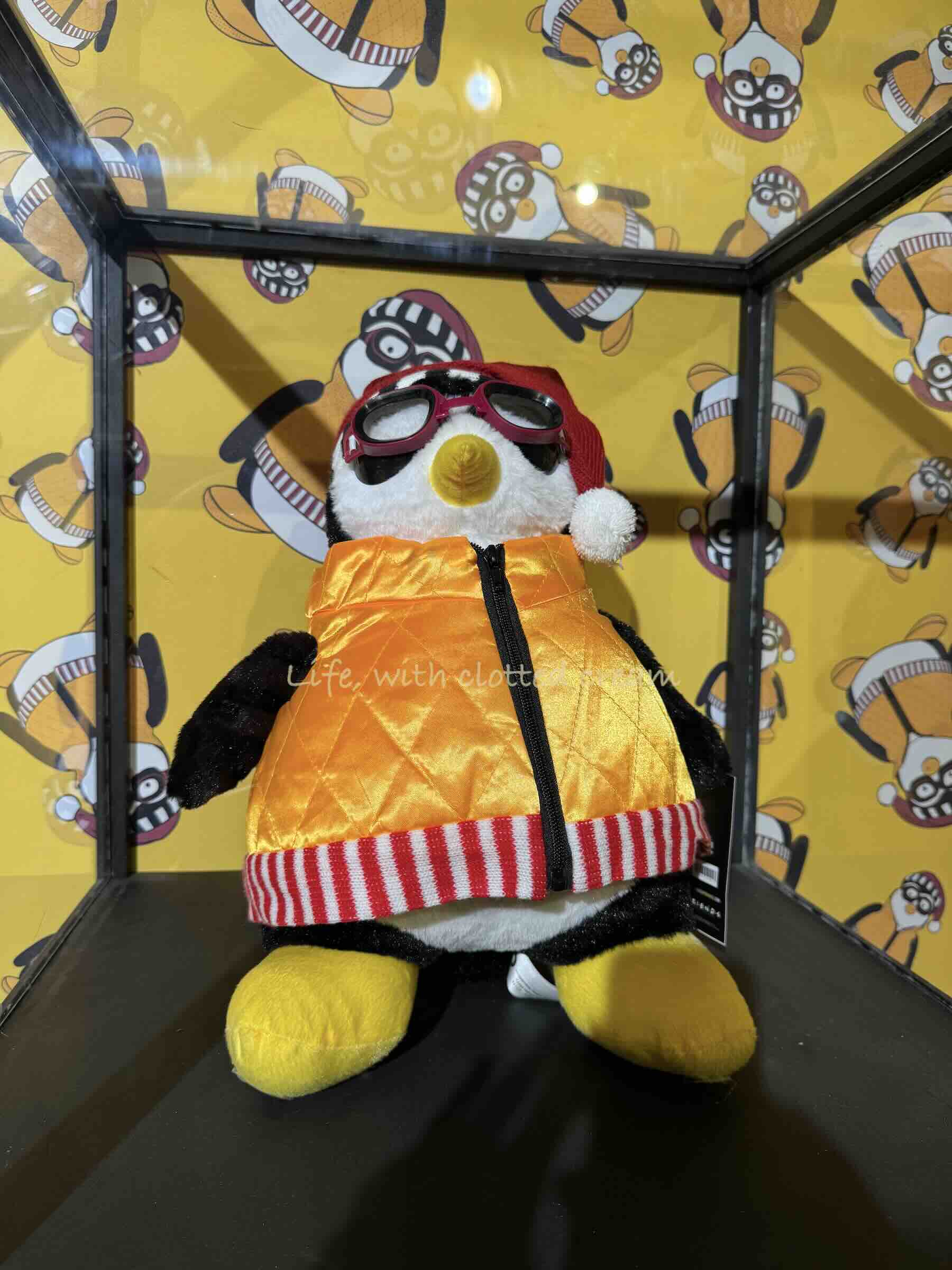 A big Hugsy in a glass cage from the Friends experience in London.