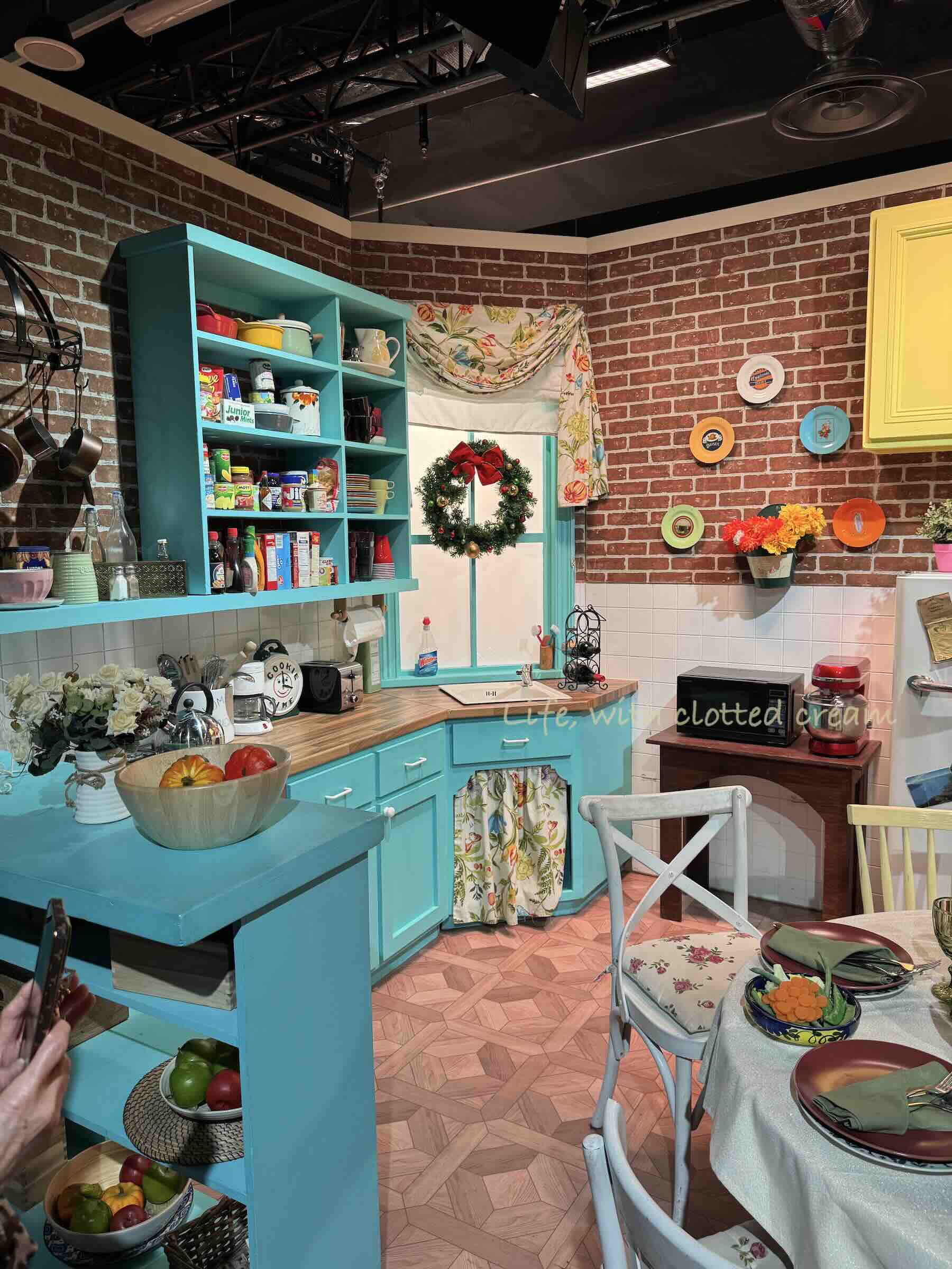 Rachel and Monica's kitchen decorated for Christmas.