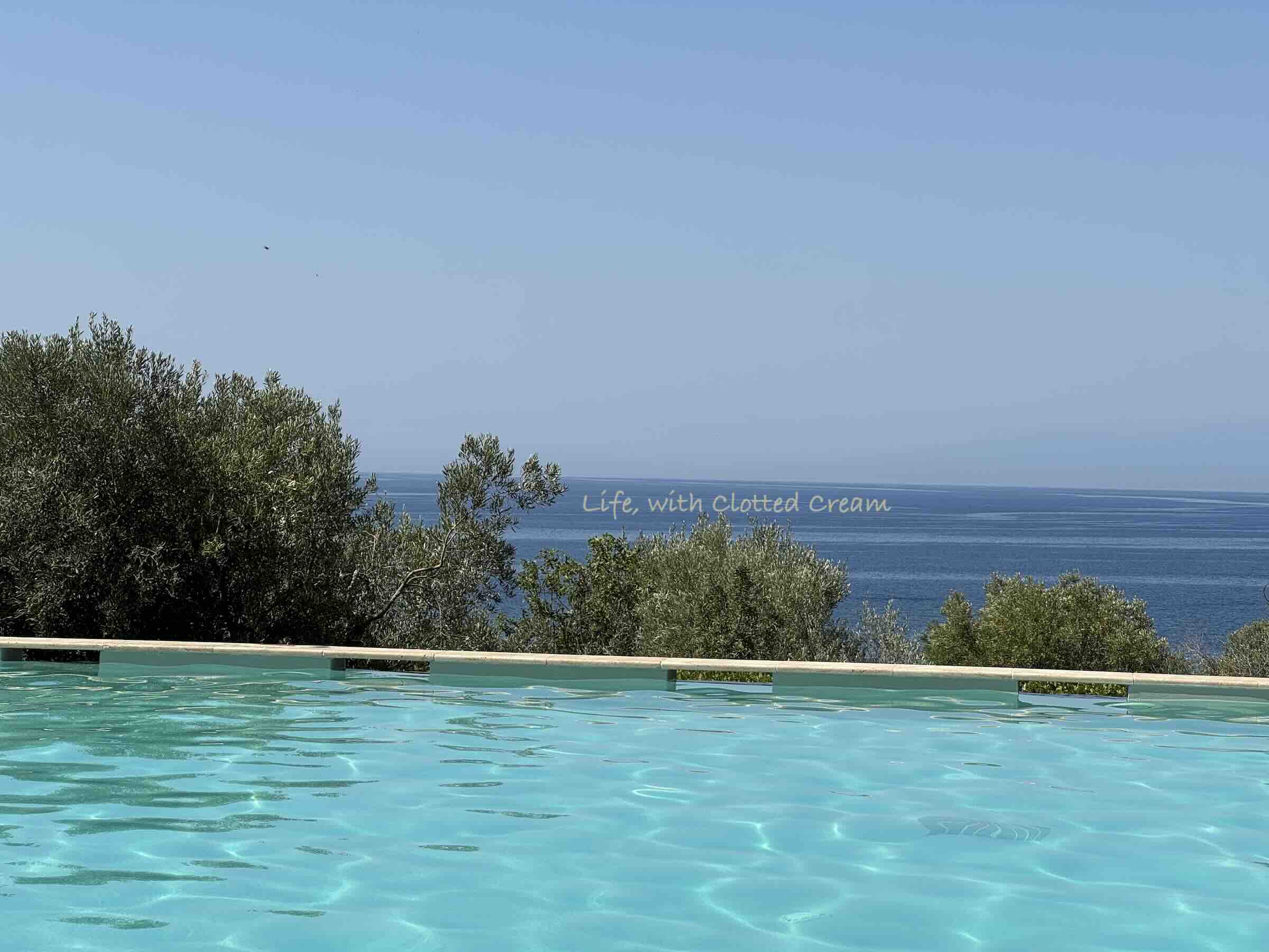 Infinity pool at Ikos Oceania